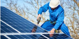 Installation Maintenance Panneaux Solaires Photovoltaïques à Rezay